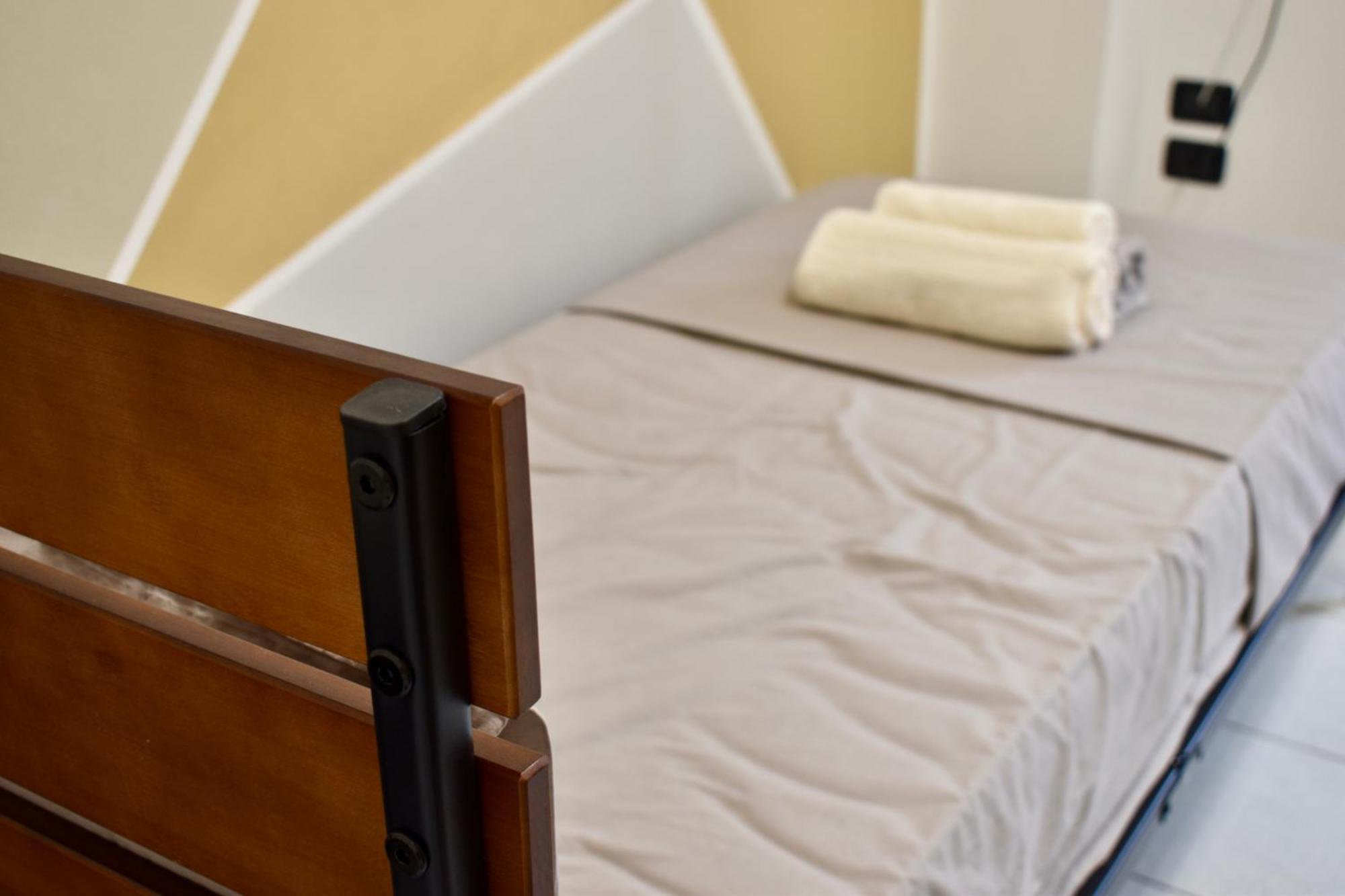 Eden Guest House Somma Lombardo Dış mekan fotoğraf